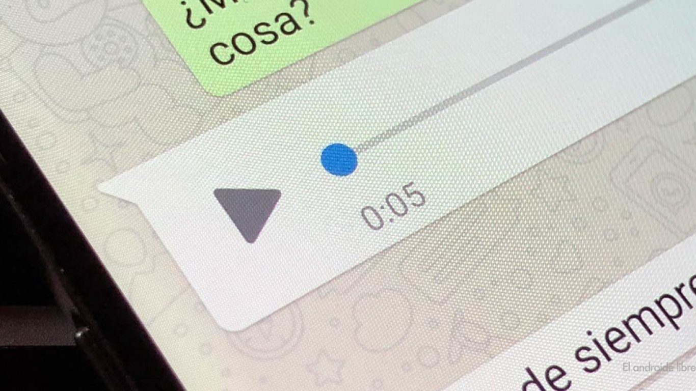 Whatsapp: Así podés escuchar los audios sin que marque el tilde azul 