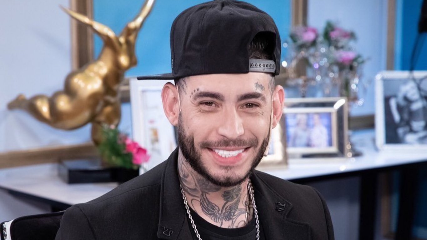 Lo dijo: Ulises Bueno contó qué se tatuó en su parte más íntima