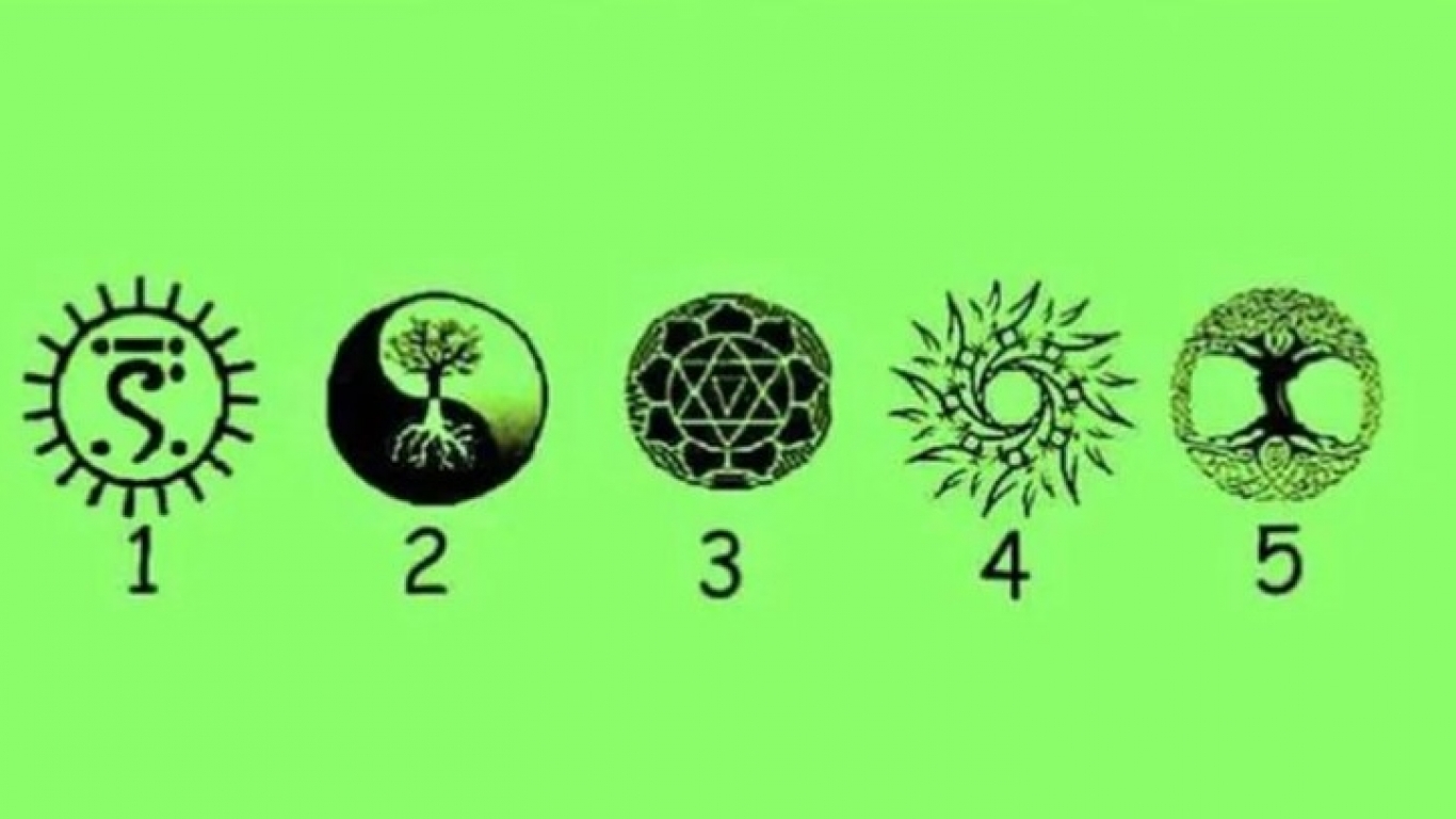 El símbolo místico que elijas te traerá un mensaje del universo