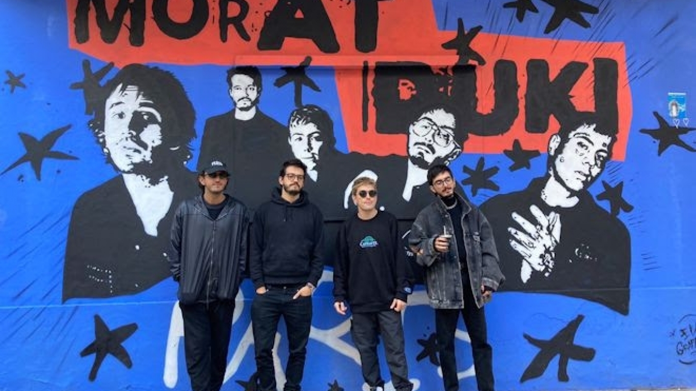 Morat sorprendió a sus fans cantando en el Subte 