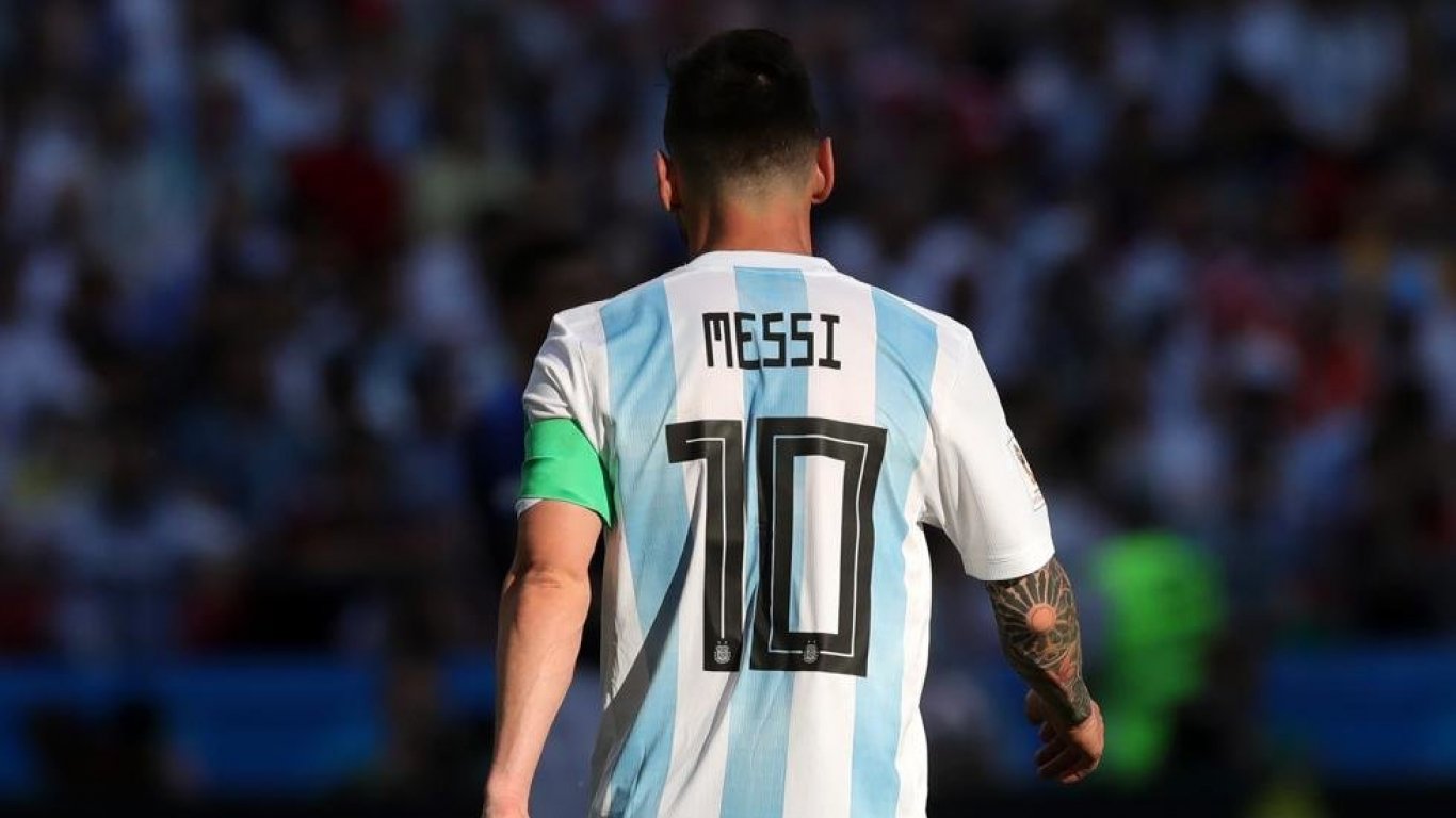 MESSI: "DIEZ ARGENTINOS EN UNO" 