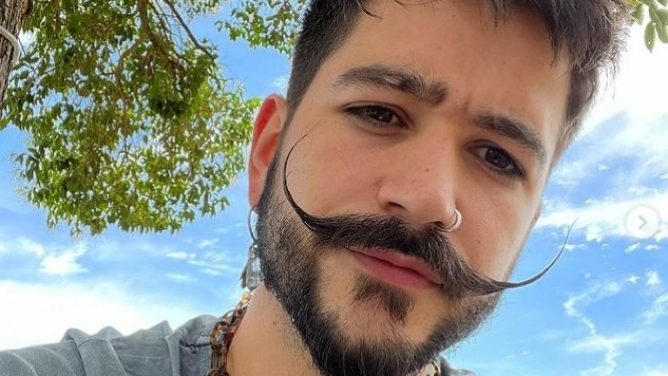 Quieren cambiarle el look a Camilo: ¿Por qué? 