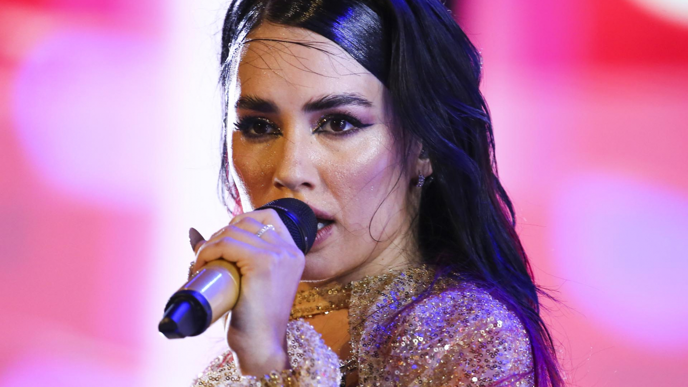 ¿Por qué Lali dijo que “empezó con el pie izquierdo su gira” por Europa?