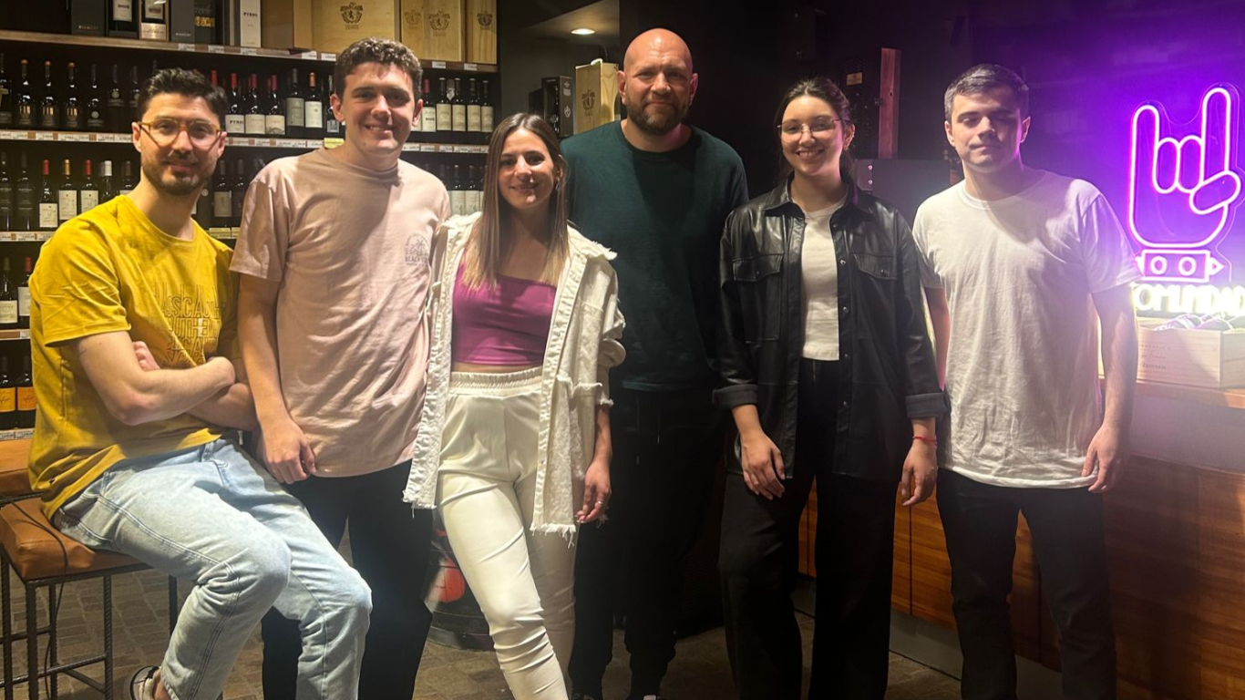 Transmisión en vivo desde Campos Vinoteca 