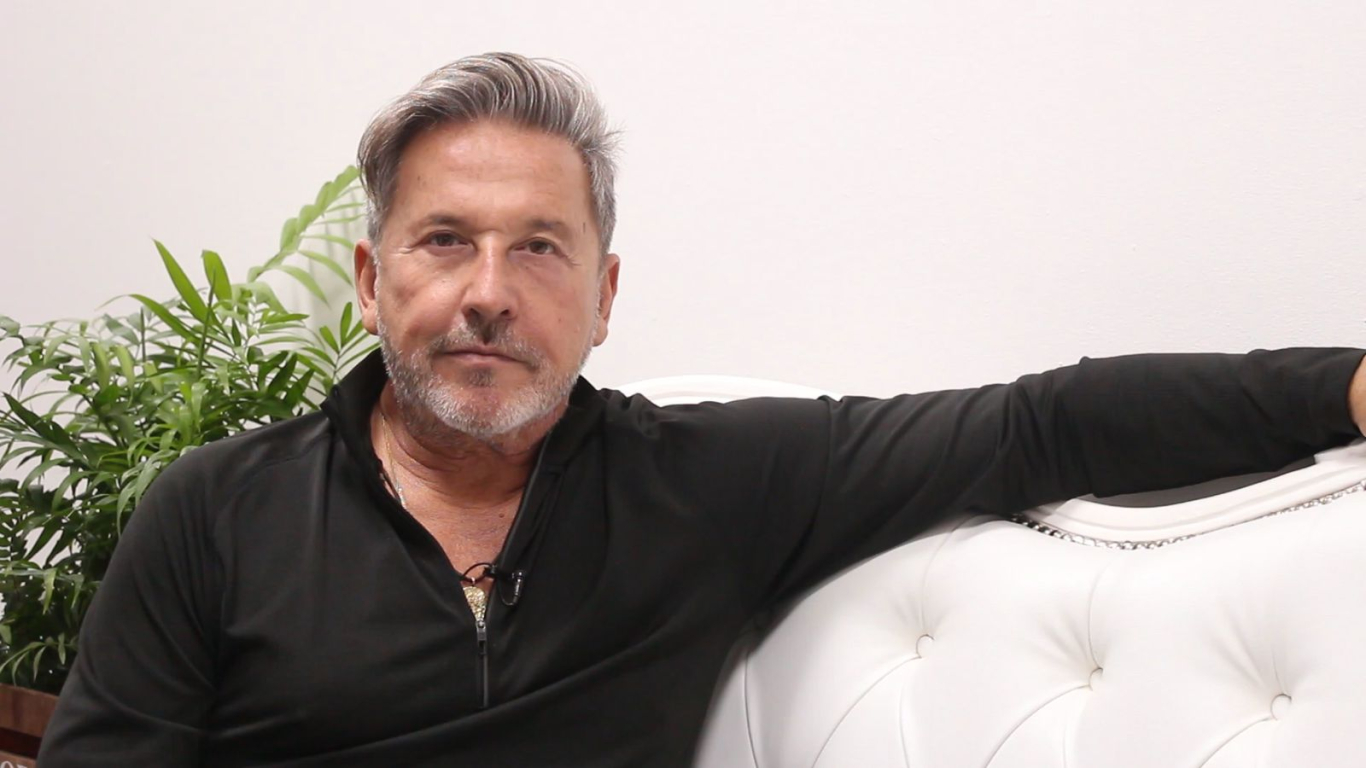 Los motivos por los que Ricardo Montaner se baja de los escenarios