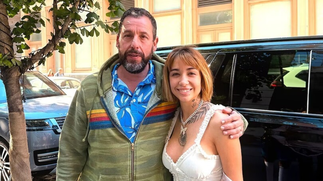 María Becerra detalló cómo fue su encuentro con Adam Sandler