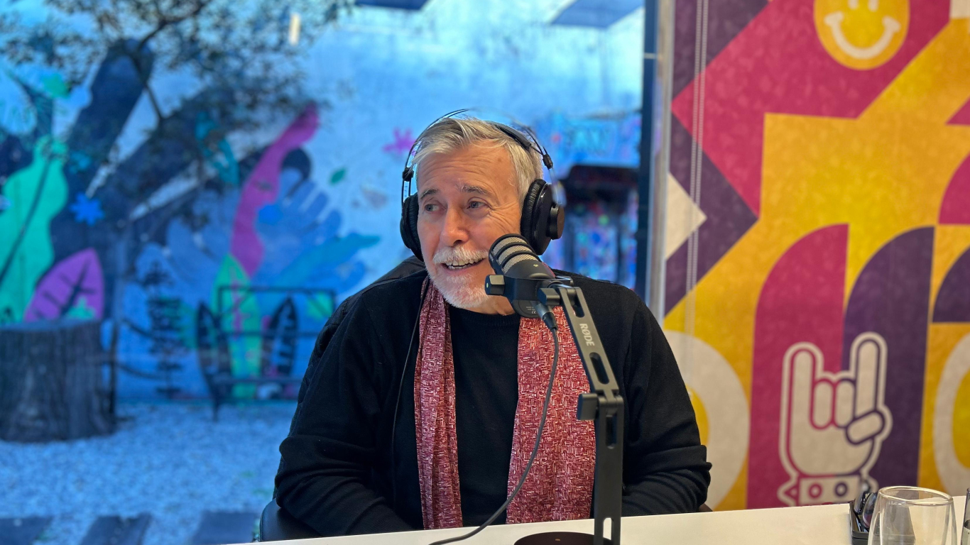 Gabriel Redolfi presenta Universos Materiales